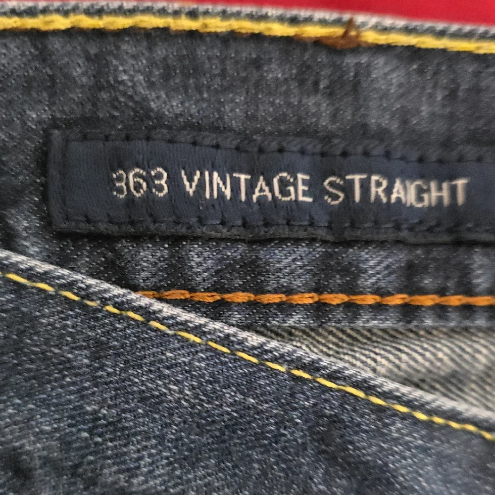 Lucky Brand Gray Jeans with Handcrafted Detail